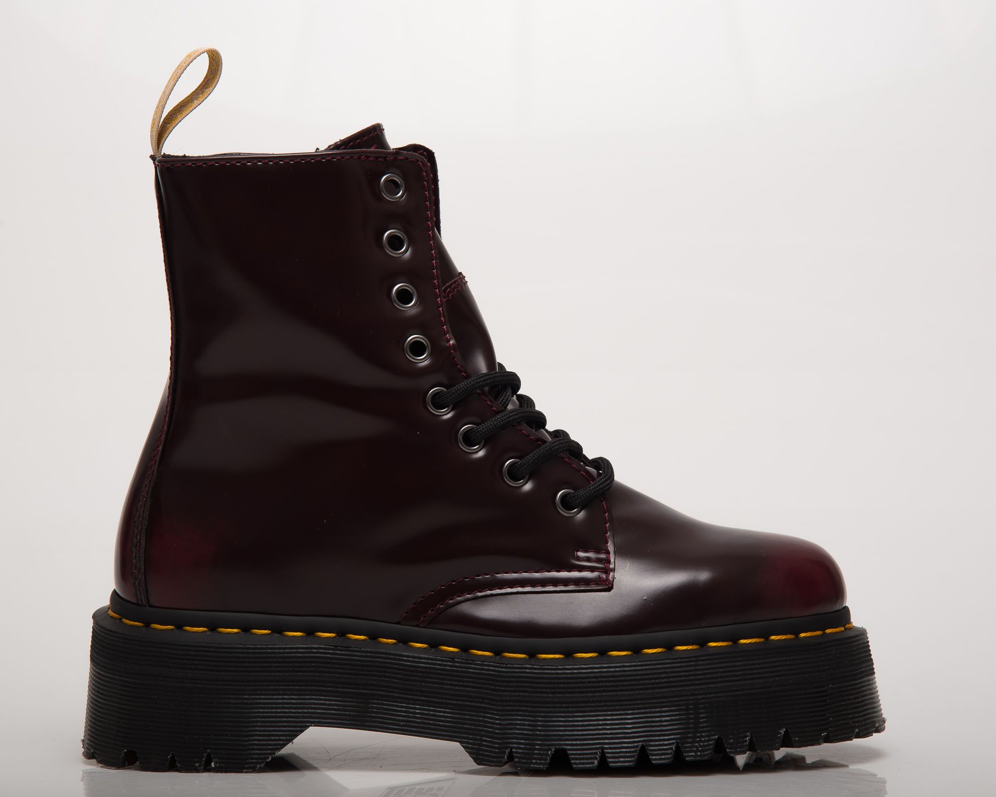 Dr. Martens Vegan Jadon II Platform Cherry Red Oxford Rub Off 22563600 Raudona SIL