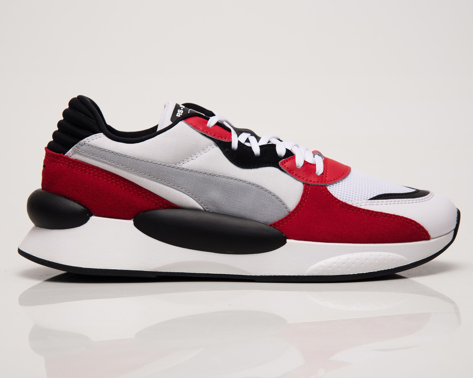 yeezy beluga 2.0 original