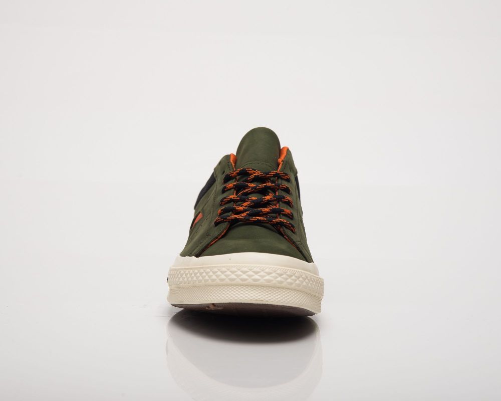 Converse One Star OX Sierra Leather Low Top 162544C SIL