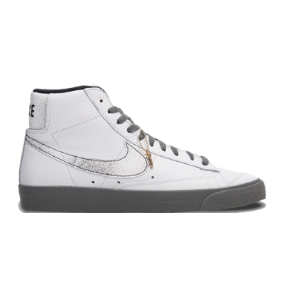 Laisvalaikio Batai Kolekcijos Nike Blazer Mid '77 DV7194-100 Balta