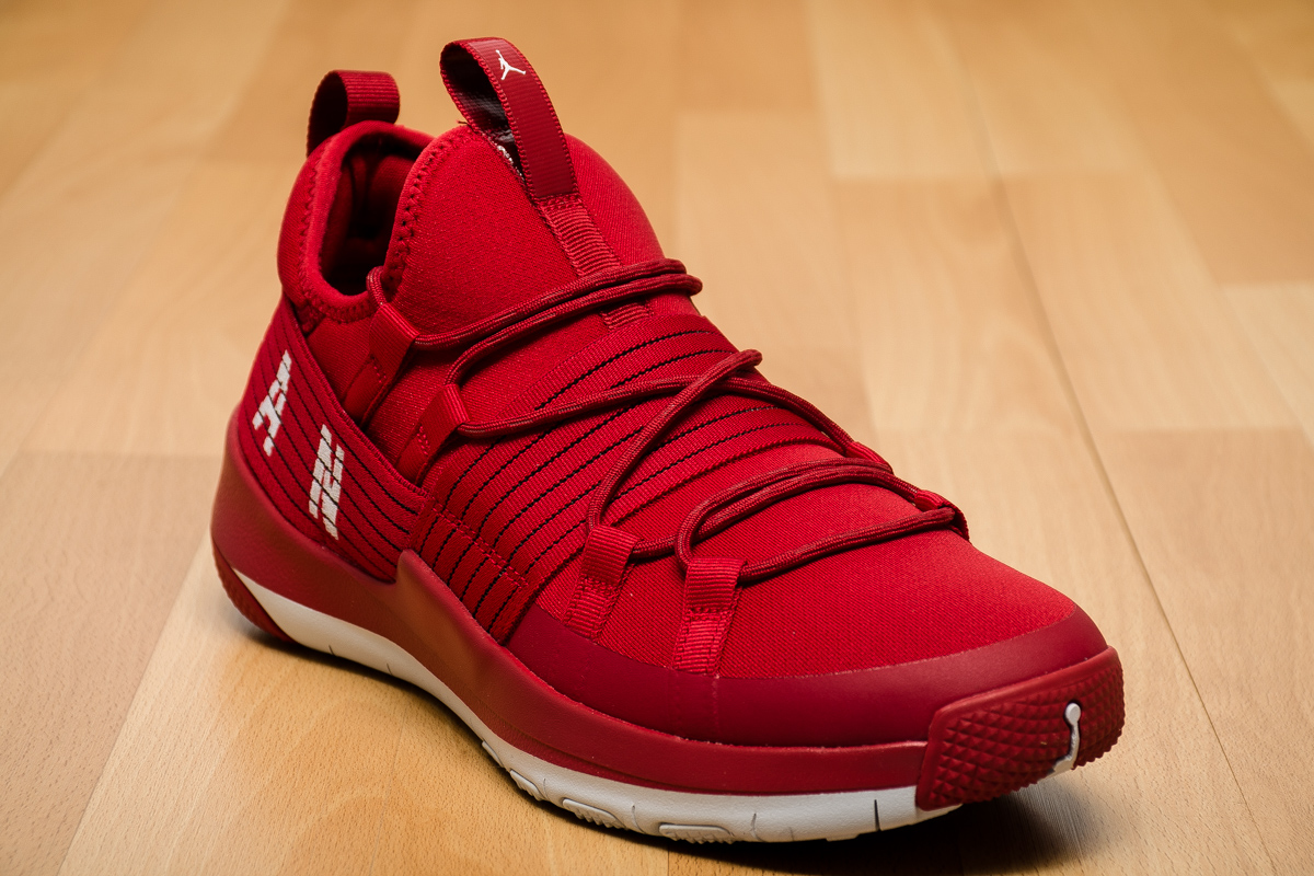jordan trainer red