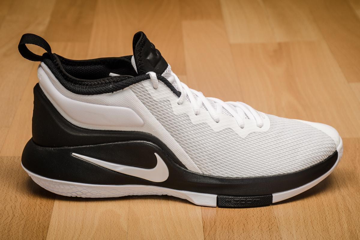 lebron shoes witness 2