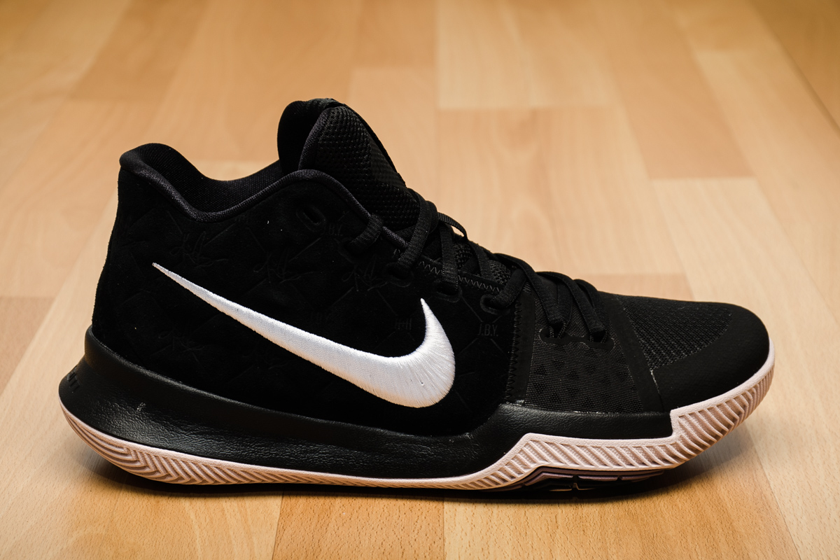 kyrie 3 shoes black