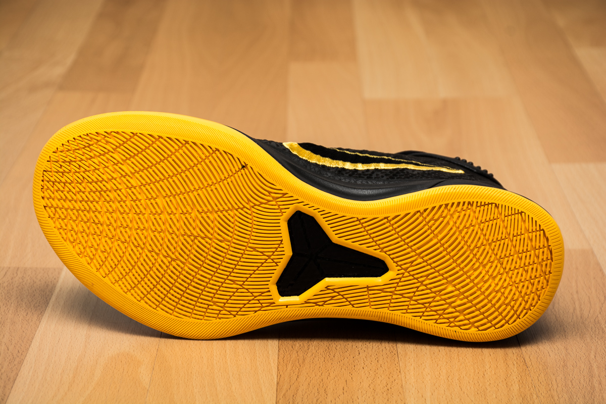 kobe rubber shoes