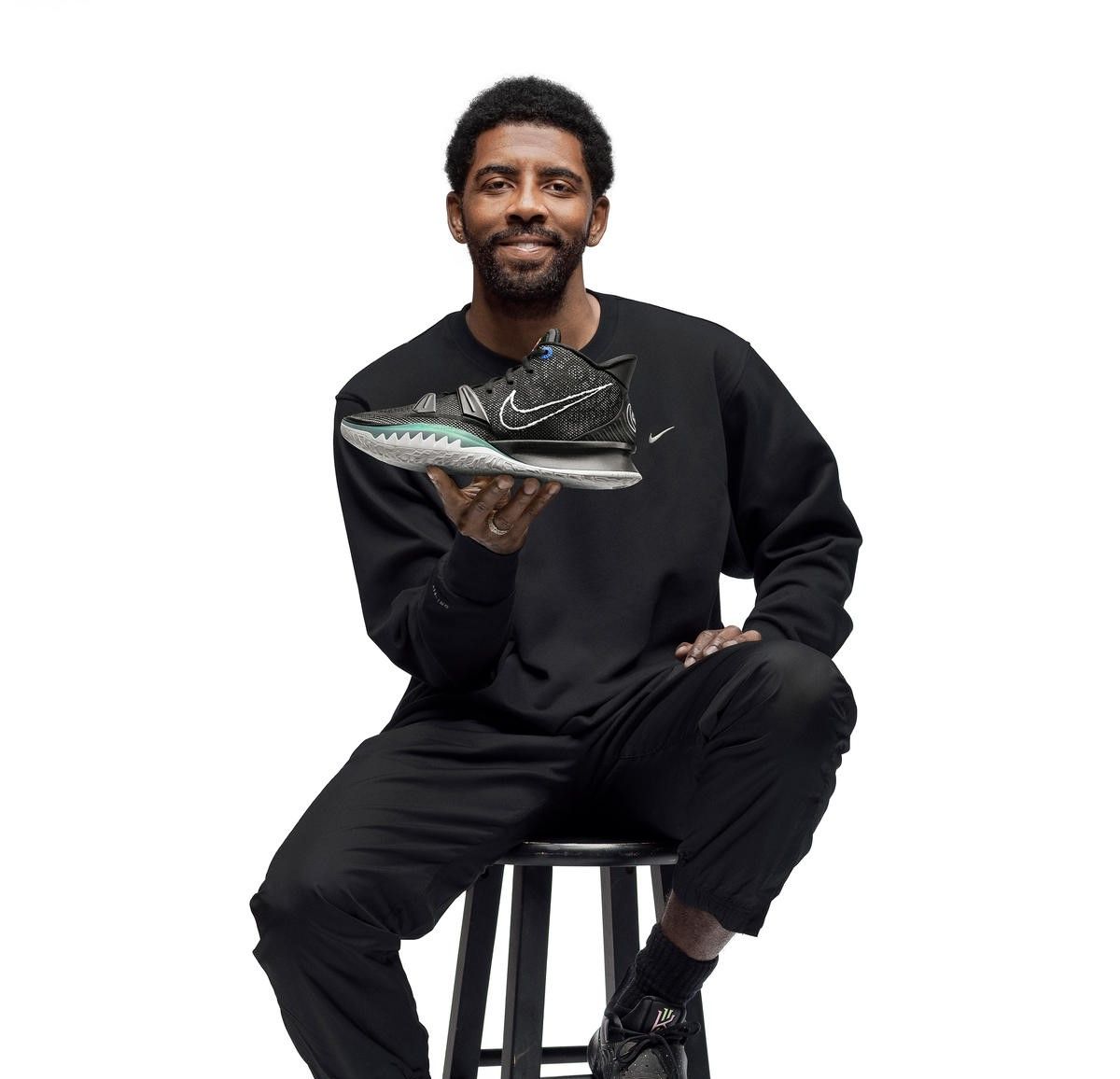 Nike Kyrie 7 krepšinio kedai: kai improvizacija sutinka meistriškumą