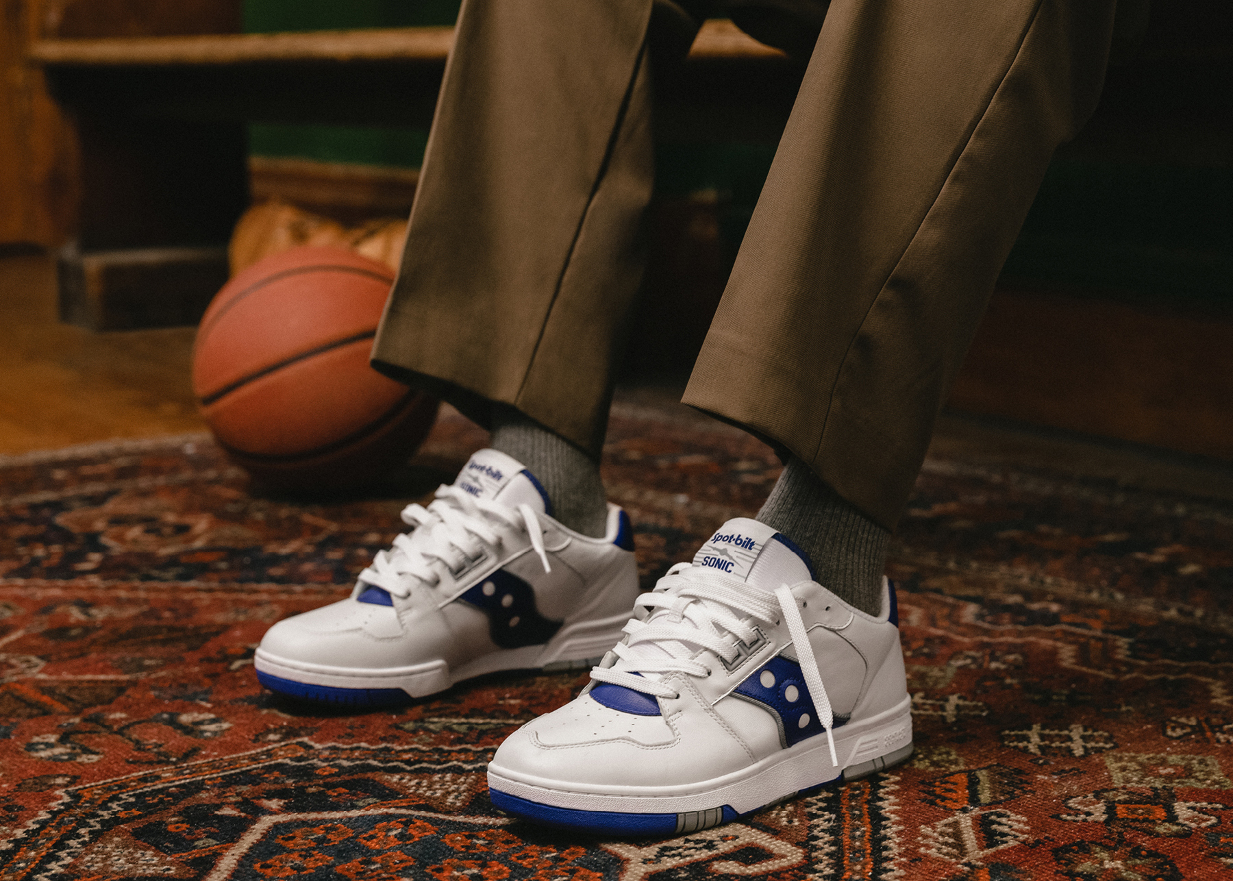 Saucony